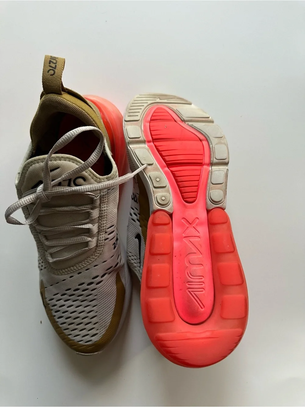 Women’s Nike Air Max 270